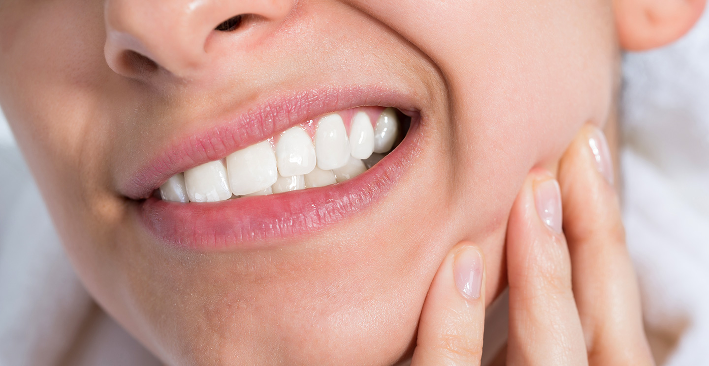 Can cosmetic dentistry help with sensitive teeth?